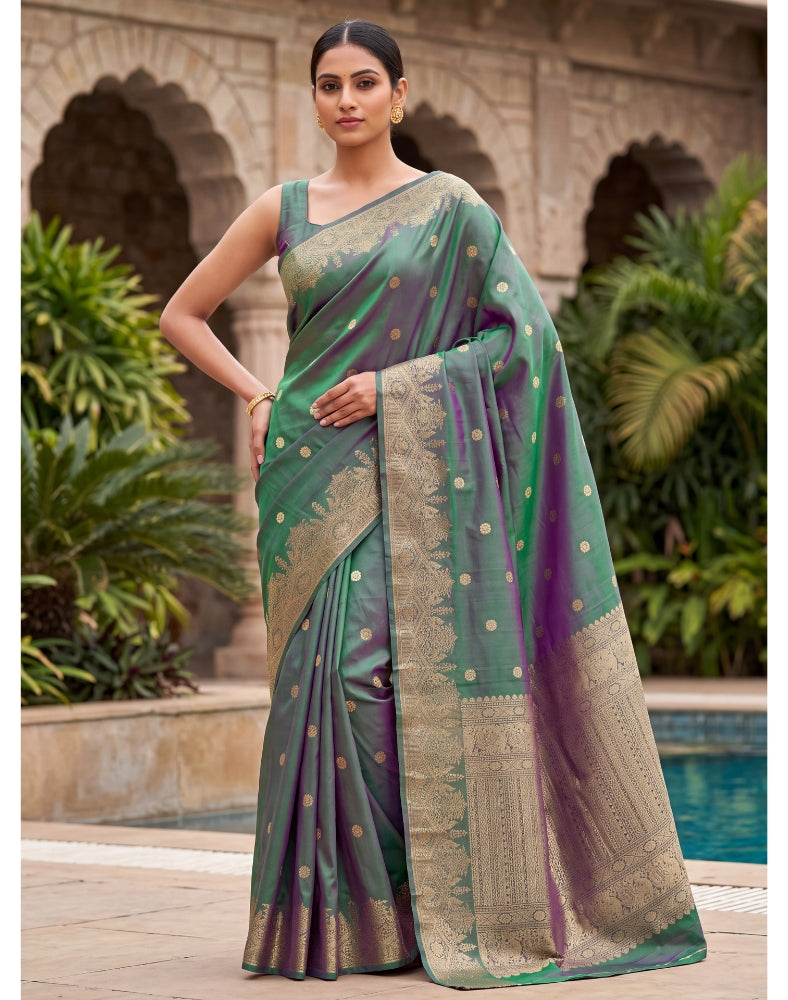 Pure Kanjivaram Silk Saree with dual tone of Purple & Green